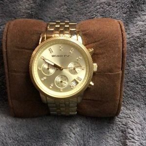 Beautiful Gold MK watch!